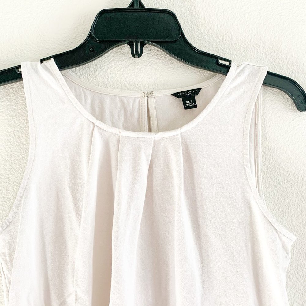 Ann Taylor Pleated Scoopneck Shell XS P